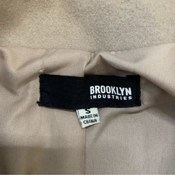 BROOKLYN INDUSTRIES Woven Contrast Jacket With Hidden Button Beige/Black Small - Picture 8 of 10